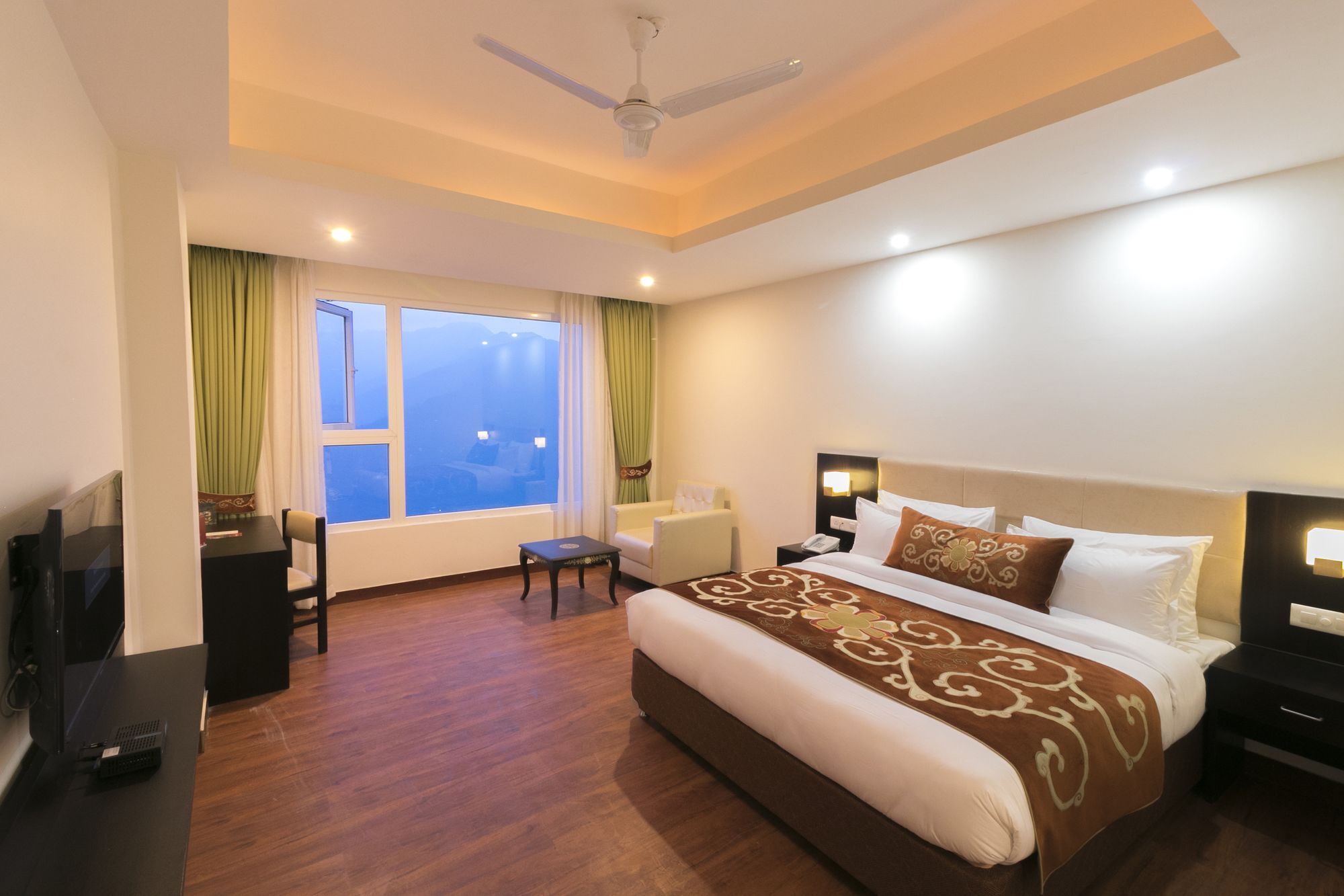 Summit Denzong Hotel & Spa Gangtok Exterior photo