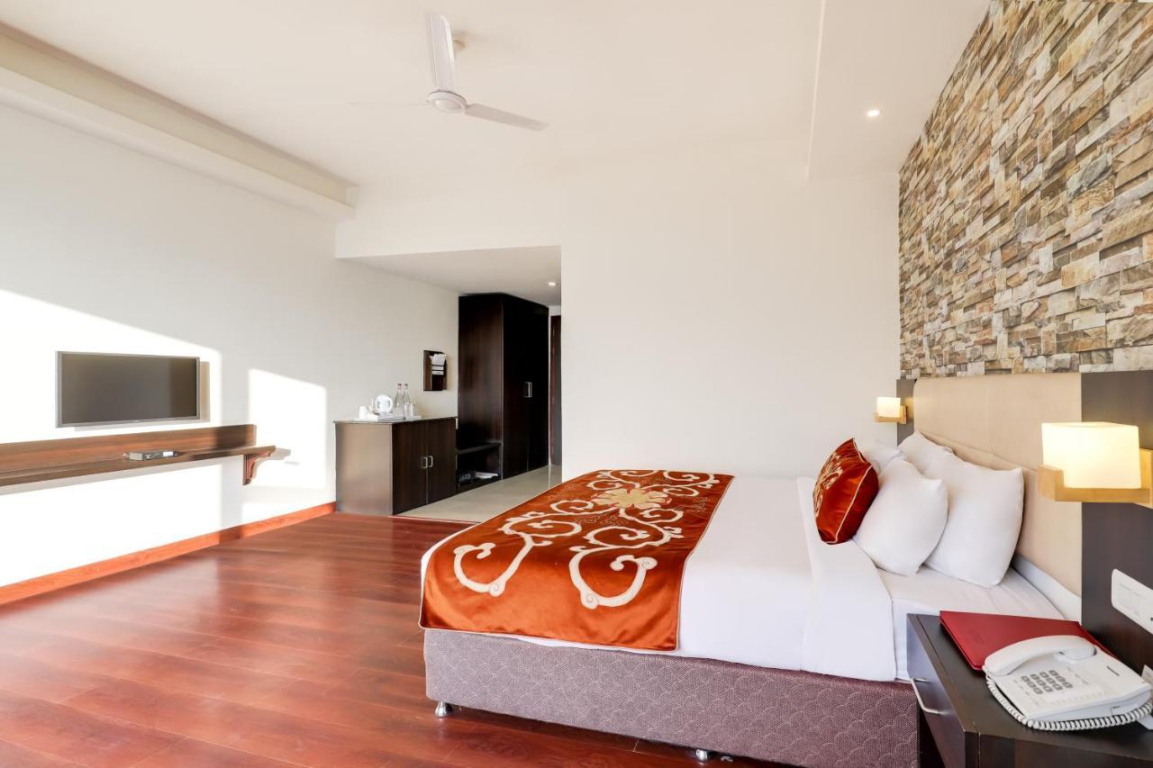 Summit Denzong Hotel & Spa Gangtok Exterior photo