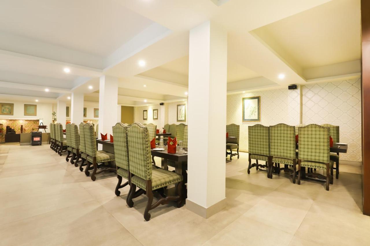 Summit Denzong Hotel & Spa Gangtok Exterior photo